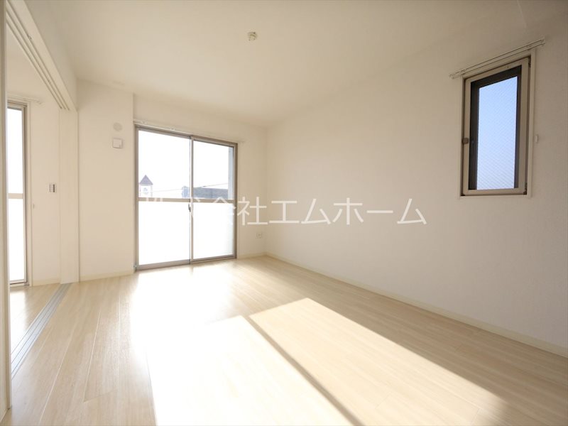 ＲＥＸＣＩＡ　Ｉ（レクシアワン） ＬＤＫ13.6帖　カウンターキッチン