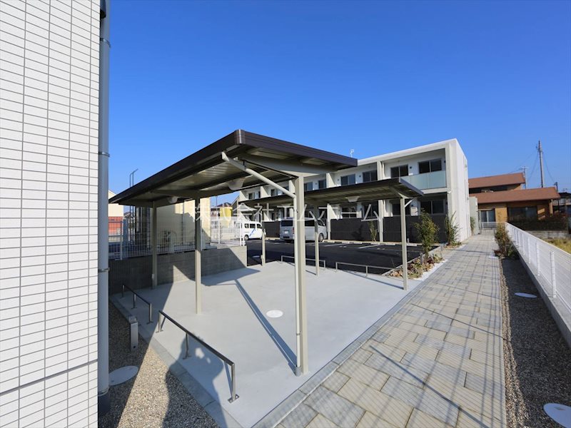 ＲＥＸＣＩＡ　Ｉ（レクシアワン） 屋根付駐輪場