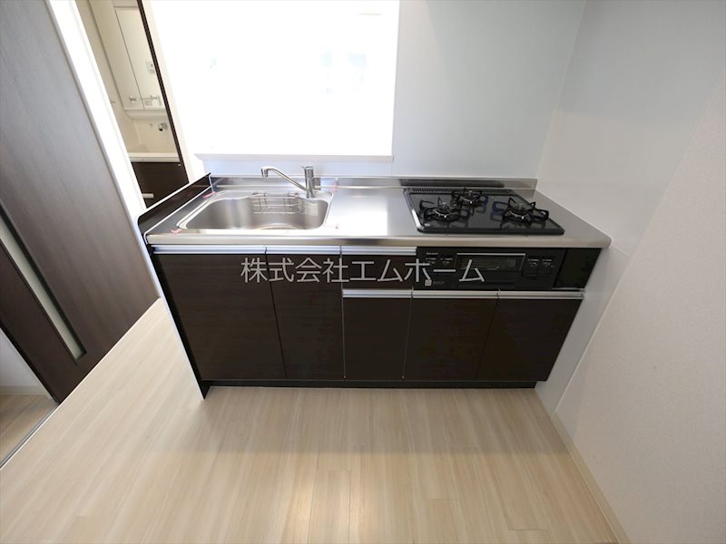 ＲＥＸＣＩＡ　II（レクシアツー） システムキッチン（ガス3口グリル）カウンターキッチン