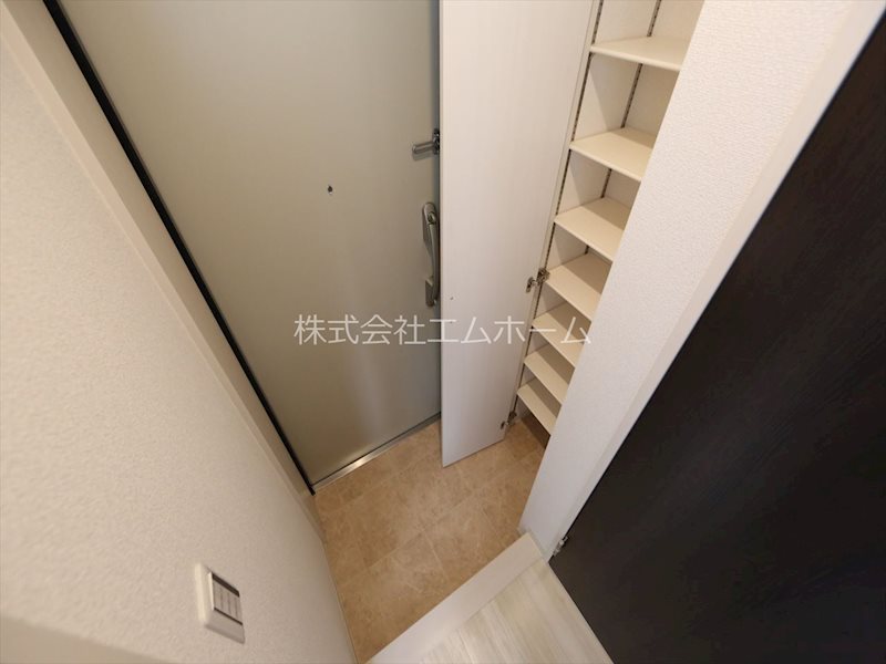ＲＥＸＣＩＡ　II（レクシアツー） 玄関　シューズボックス付（収納充実してます）