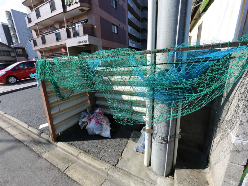 フジハイツIII 敷地内ゴミ捨て場
