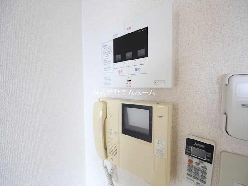 サンク栄みなみマンション TVモニター付インターホン　セコム付き