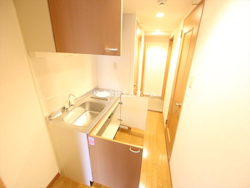 サンク栄みなみマンション キッチン（ＩＨ1口コンロ付）冷蔵庫・レンジ等ご用意できます