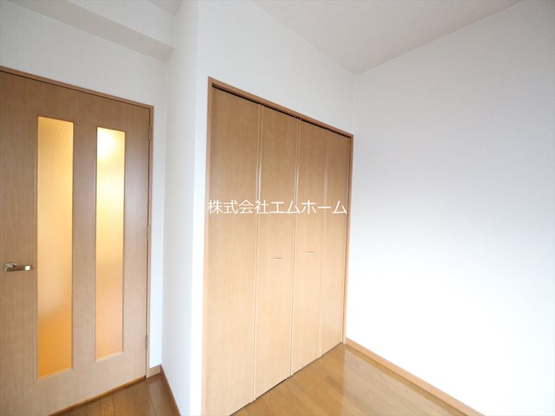 サンク栄みなみマンション クローゼット付（収納充実してます）