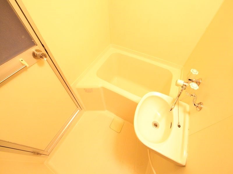 メゾンシャルム バスルーム（お風呂トイレ別）