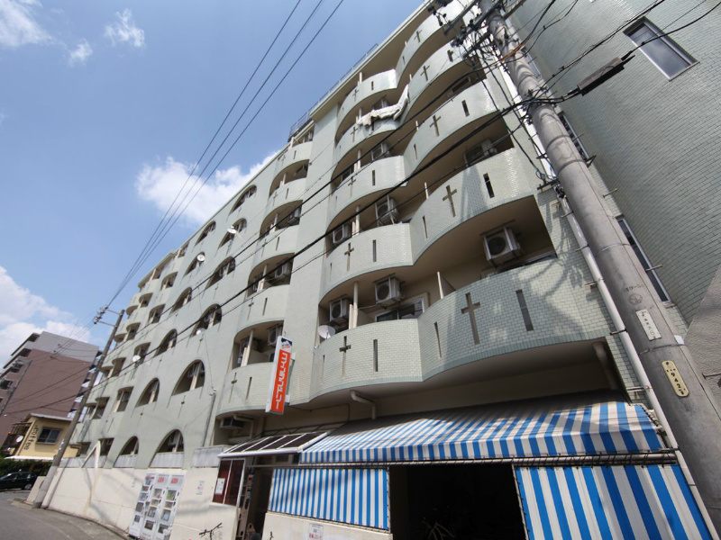外観 オートロック 防犯カメラ コインランドリー付