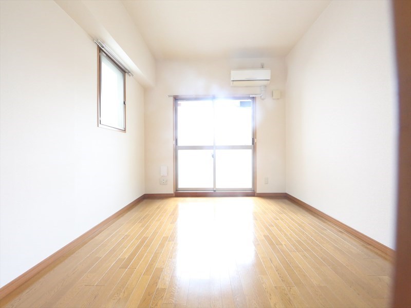 サンク栄みなみマンション 洋室7.1帖　セコムセキュリティー付　エアコン付