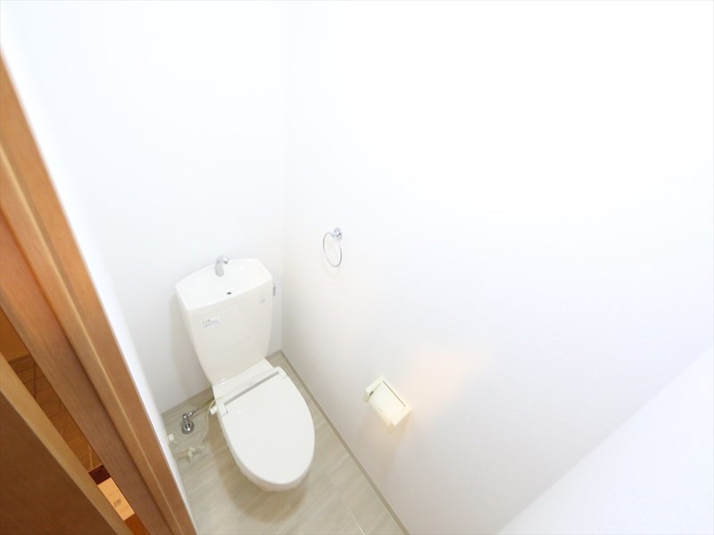 サンク栄みなみマンション トイレ（お風呂トイレ別）温水洗浄暖房便座取り付け可