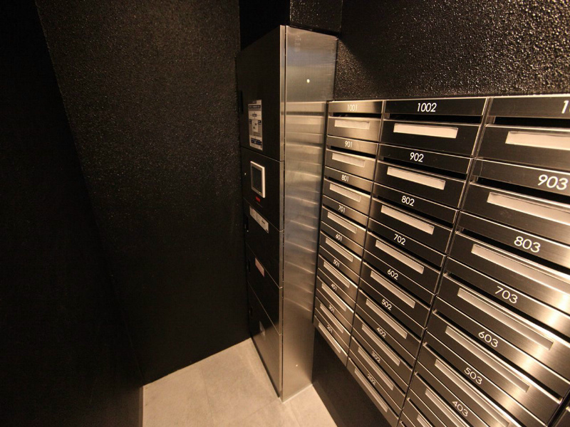 エルスタンザ千代田  宅配BOX　不在時に荷物を受け取ることができます