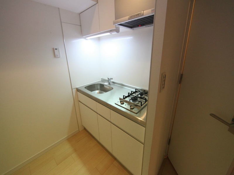 エルスタンザ千代田  システムキッチン（ガス2口）冷蔵庫・レンジ等ご用意できます