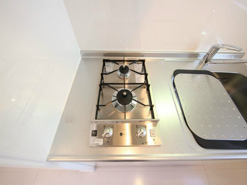 リュミエ本陣 システムキッチン（ガス2口）冷蔵庫・レンジ等ご用意できます