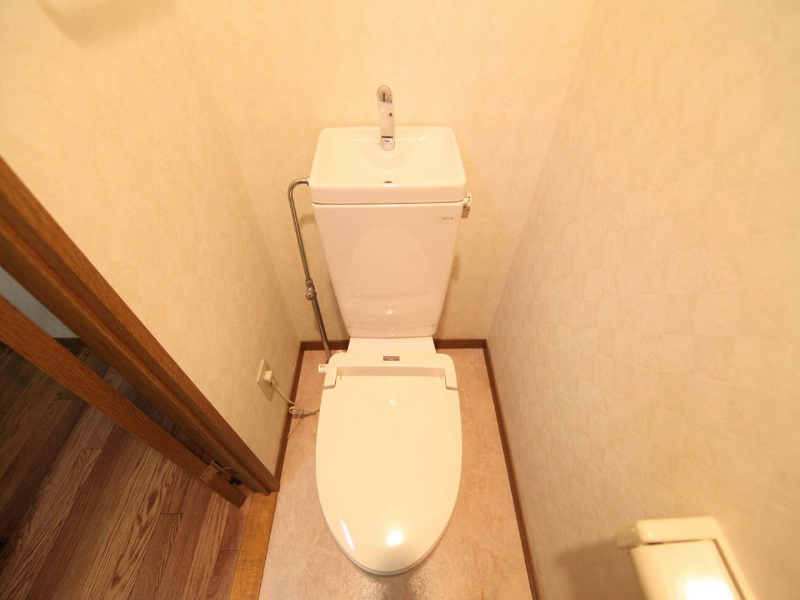 グランデール トイレ　温水洗浄便座取り付け可トイレ