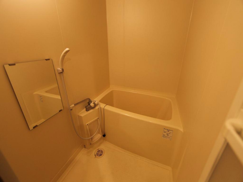オレンジスクエア バスルーム（お風呂トイレ別）