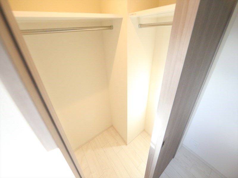 パークアクシス名古屋山王 ウォークインクローゼット（収納充実してます）