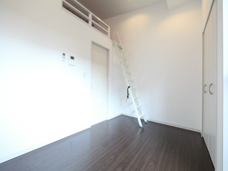 Ｋ’ｓハイツ 洋室5.1帖　ロフト5.3帖（収納でもお部屋でも使えます）