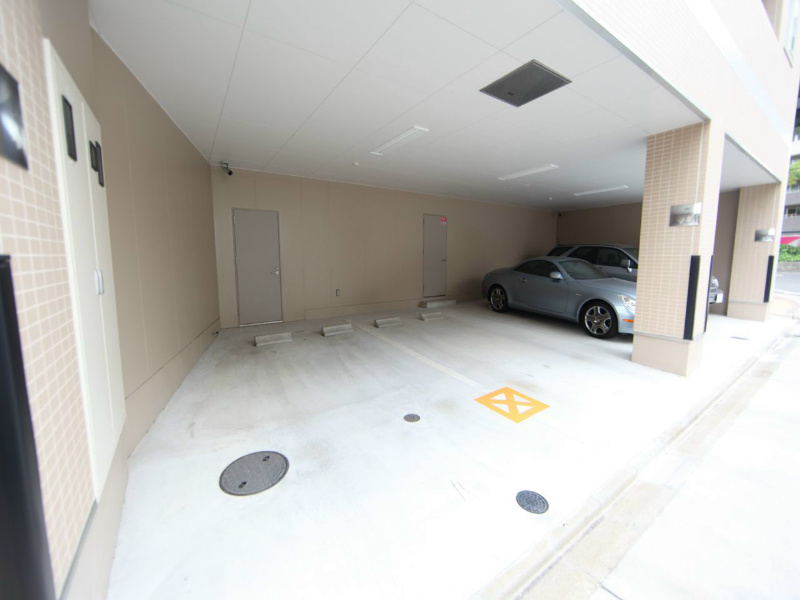 ＫＡＲＥＮＣＯＵＲＴ名駅南（カレンコート名駅南） 敷地内駐車場