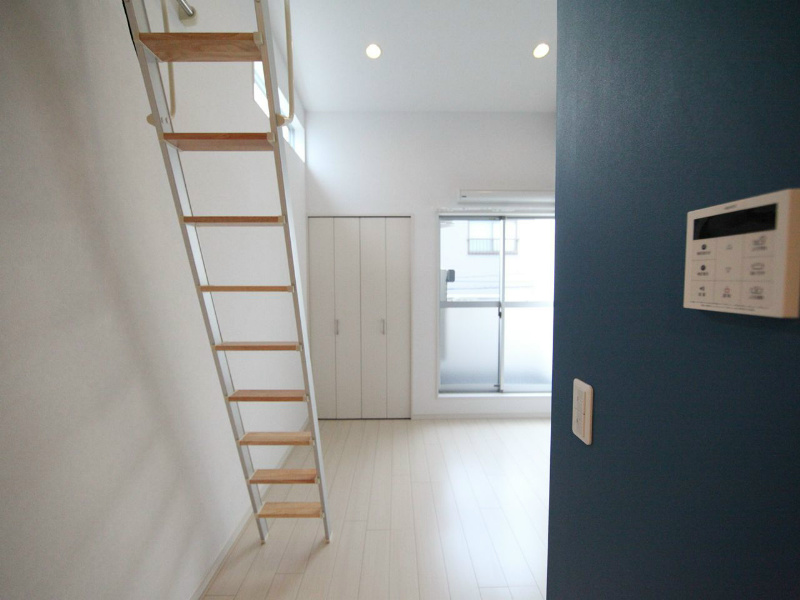 ＫＡＨＡＬＥ志賀（カハレ志賀） 洋室8.8帖　ロフト6.1帖（収納でもお部屋でも使えます）
