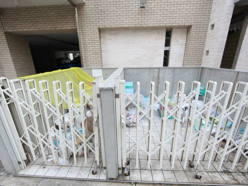 フォレシティ新栄 敷地内ゴミ置き場