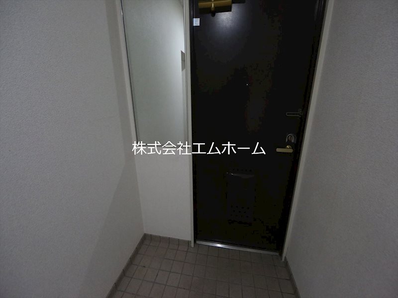 サンホワイト植田 玄関