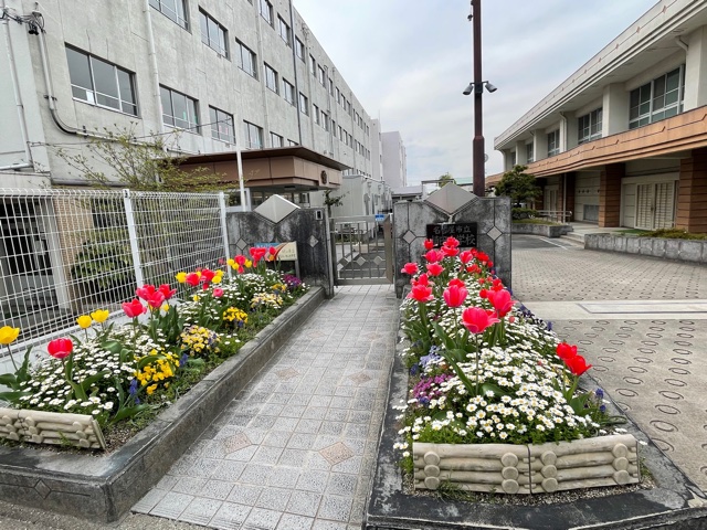 サンホワイト植田 名古屋市立植田小学校