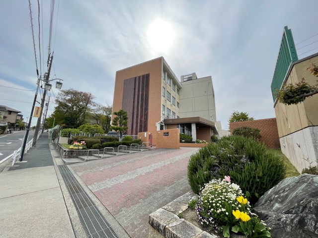 サンホワイト植田 名古屋市立植田中学校