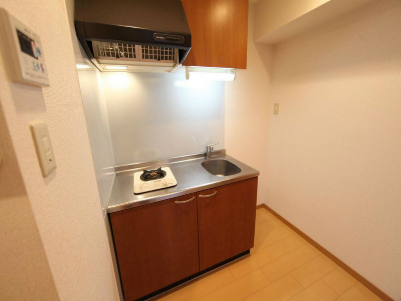 ベレーサ葵 キッチン（ガス1口コンロ）冷蔵庫・レンジ等御用意できます