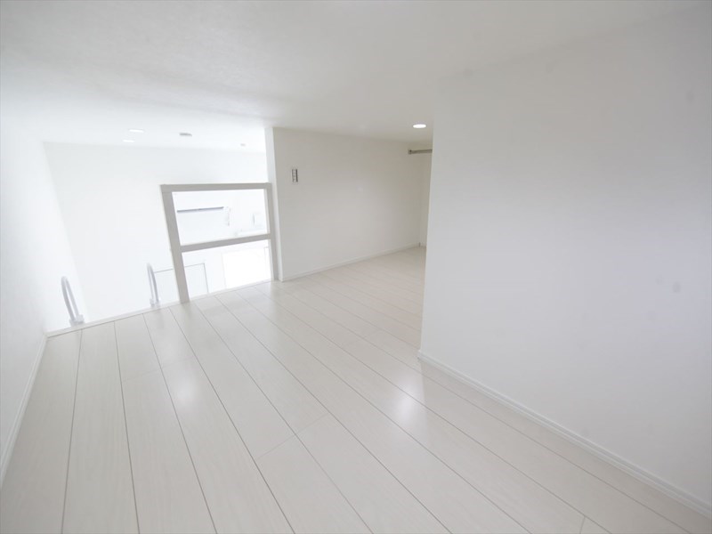 pavillon honnete biwajima（パビユウネッツ ビワジマ） ロフト5.3帖（収納にも寝室にも使えます）