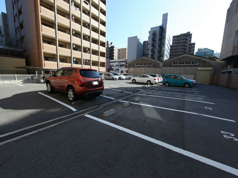 あいさきがけ 敷地内平面駐車場