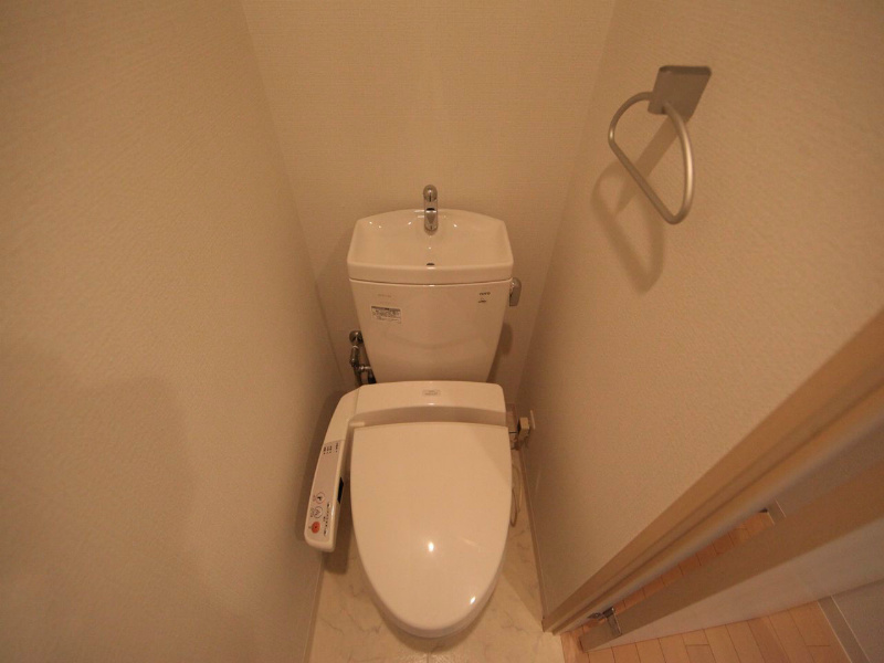 ルクレ大曽根 温水洗浄暖房便座（お風呂トイレ別）