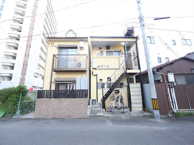 みどり荘 保証人なし　ペット（犬猫）可　１フロア１部屋