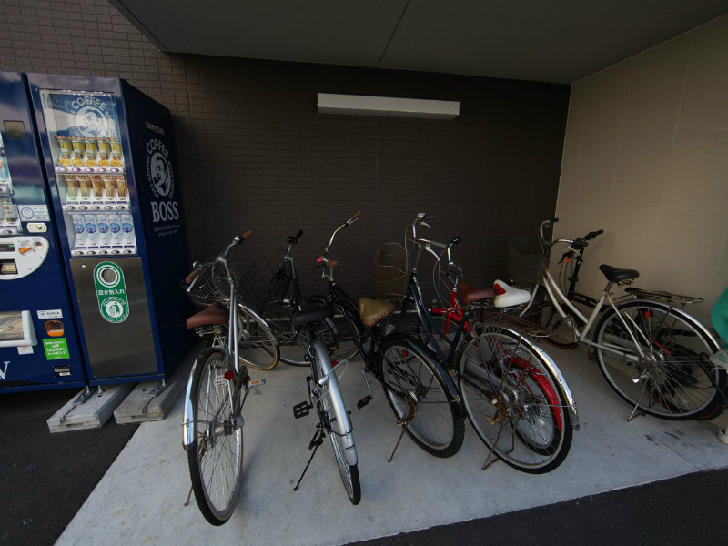 グランデ中村区役所 屋根付き駐輪場有り
