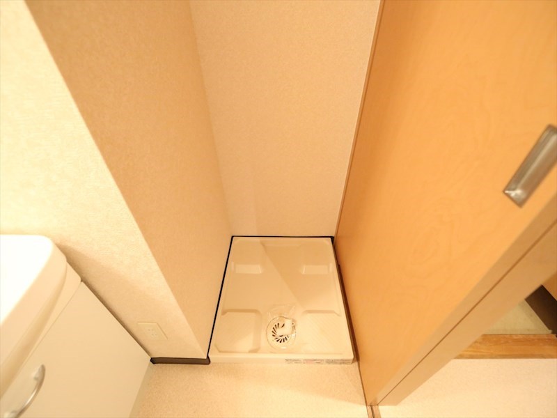 アルバ大須 脱衣所　室内洗濯機置き場