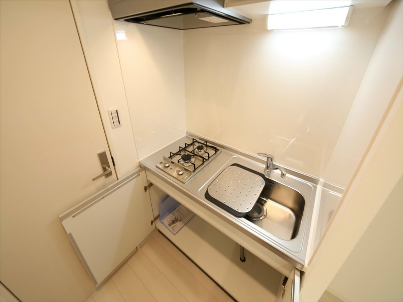 パレドール伝馬町 システムキッチン（ガス2口）冷蔵庫・レンジ等ご用意できます