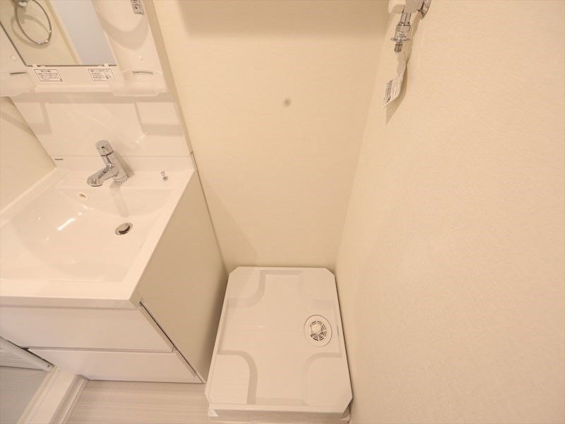 ハーモニーテラス靖国町Ｖ 脱衣所　室内洗濯機置き場