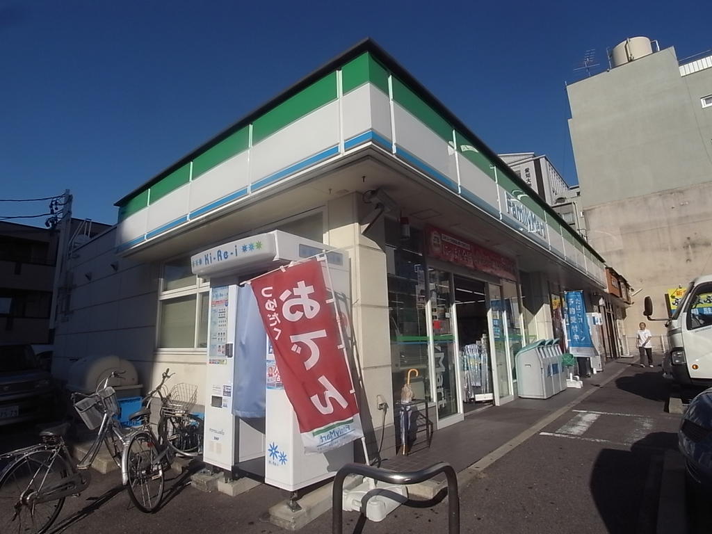 ＣＡＳＳＩＡ車道 ファミリーマート筒井二丁目店 (コンビニ)