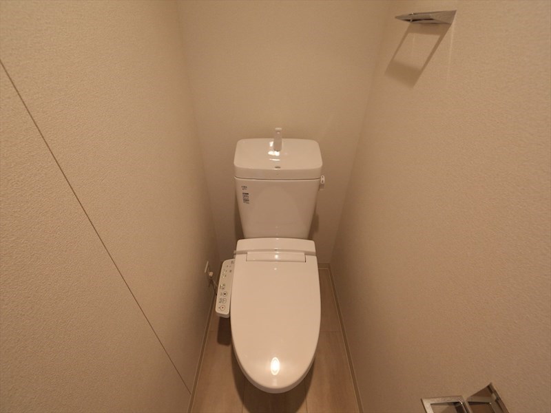プレサンス上前津グレース 温水洗浄暖房便座付トイレ