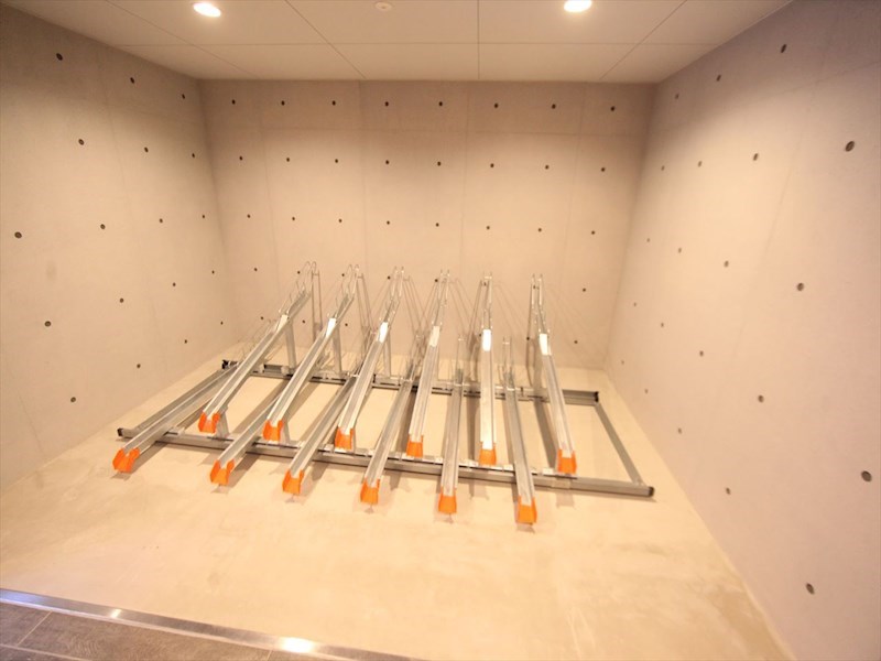 Ｂｒａｎｃｈｅ葵 屋根付き駐輪場