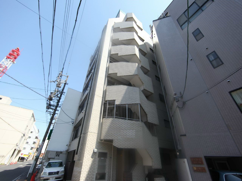 外観 オートロック付 防犯カメラ付