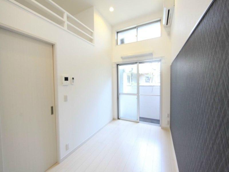 ヴィレッタ大正町 洋室5.1帖　ロフト5.3帖（収納でもお部屋でも使えます）
