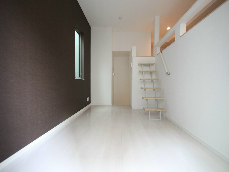 Ｖｉｌｌｅｔｔａ辻町 洋室6.2帖　上階ロフト6.2帖（収納でも部屋でも使えます）