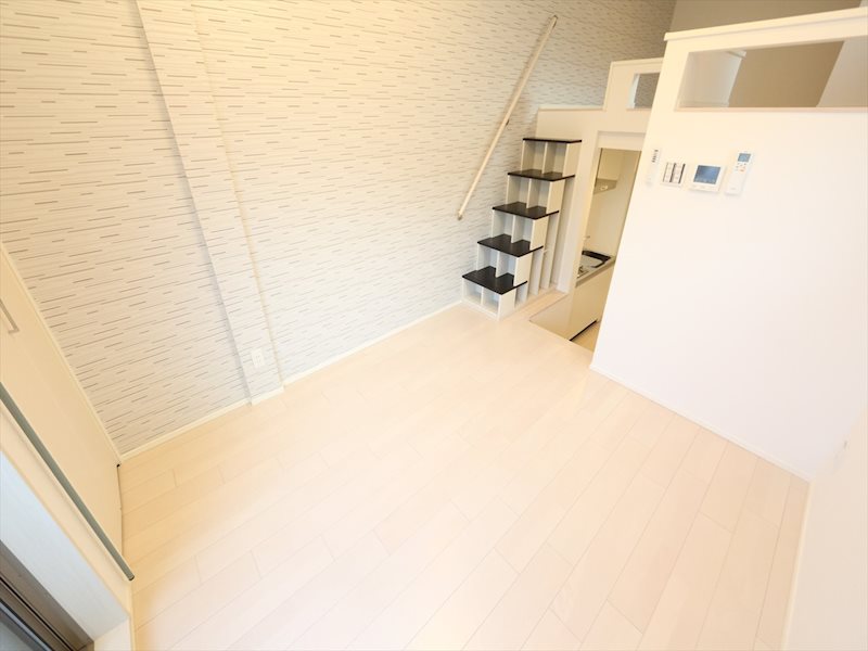 ハーモニーテラス河岸町Ⅱ 洋室6.2帖　ロフト5.8帖（収納・寝室使えます）同型写真