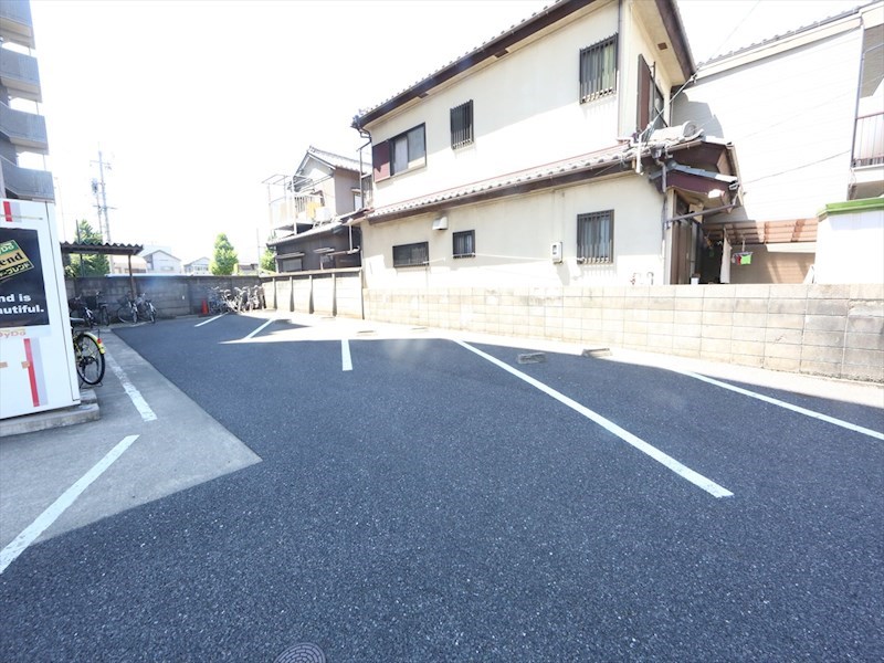 フジハイツIII 敷地内駐車場