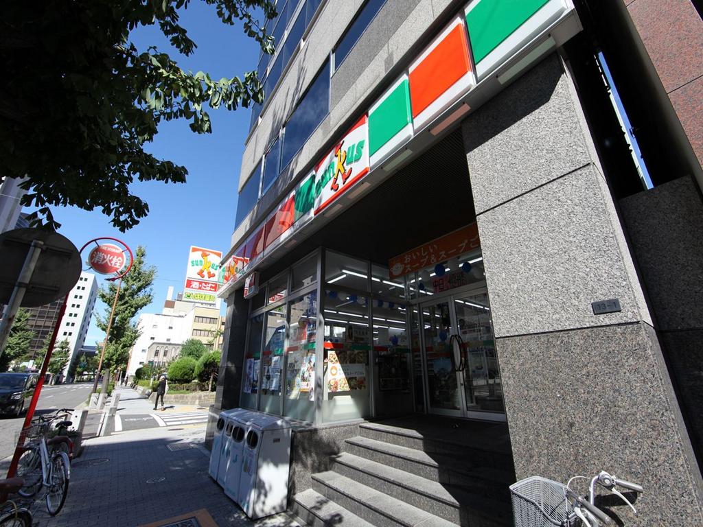 プレサンス丸の内城雅 サンクス 丸の内３丁目店 (コンビニ)