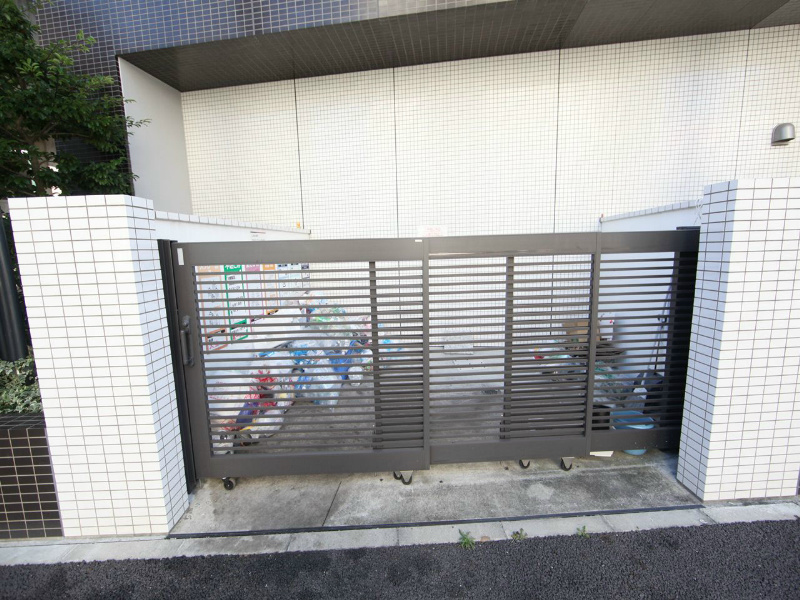 ＮＳＺＥＡＬ大曽根 敷地内ゴミ捨て場