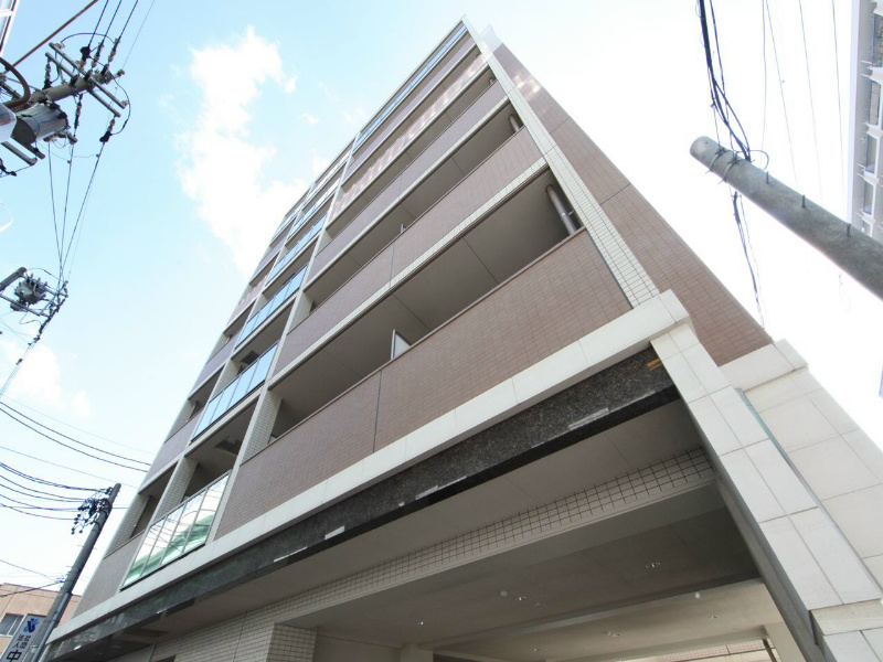 外観　オートロック　外壁タイル張り
