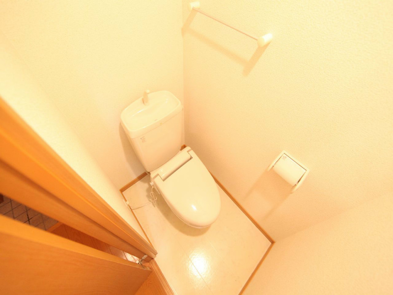 モアグレイスワン 洋式トイレ　暖房便座付き