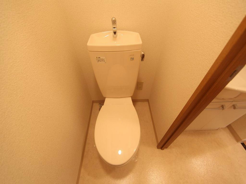 アマラントローザ トイレ（お風呂トイレ別）