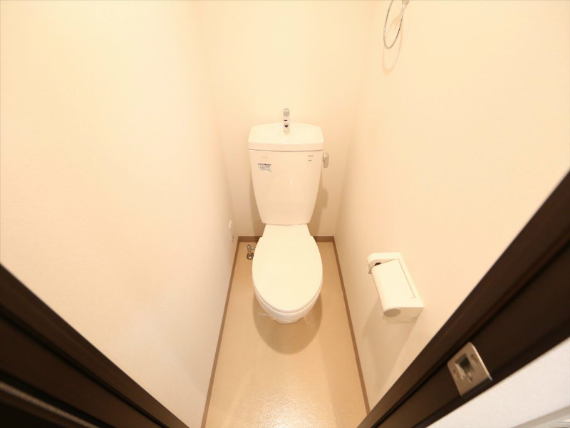 プレミアムコート名古屋金山インテルノ トイレ　温水洗浄暖房便座取り付け可トイレ