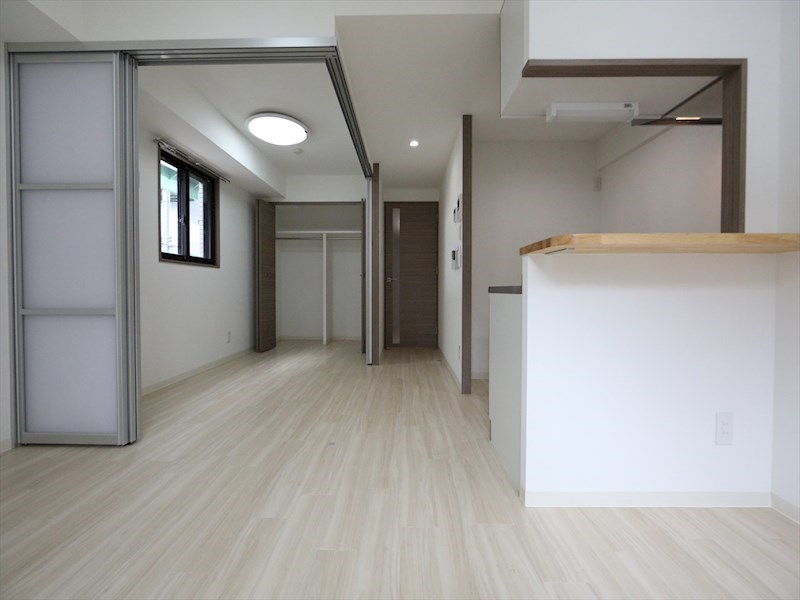 Ｓ－ＦＯＲＴ熱田六番 ＬＤＫ10.7帖　洋室4帖　つなげても仕切っても使えます