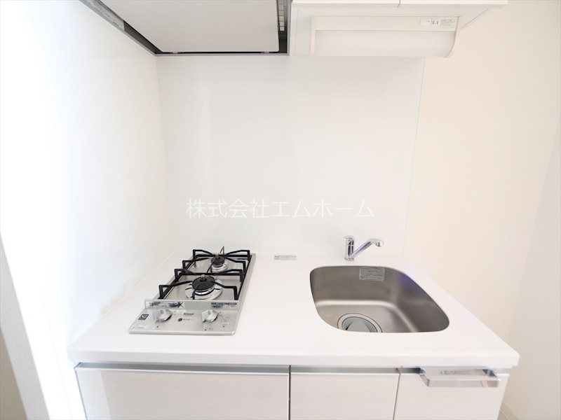 プレサンス久屋大通公園セラフィ システムキッチン（ガス2口）冷蔵庫・レンジ等ご用意できます